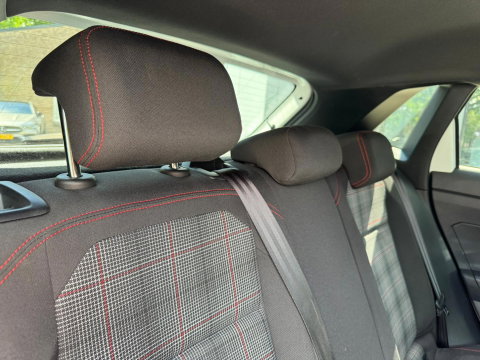 Volkswagen Polo 2.0 TSI GTI PANO KEYLESS BEATS