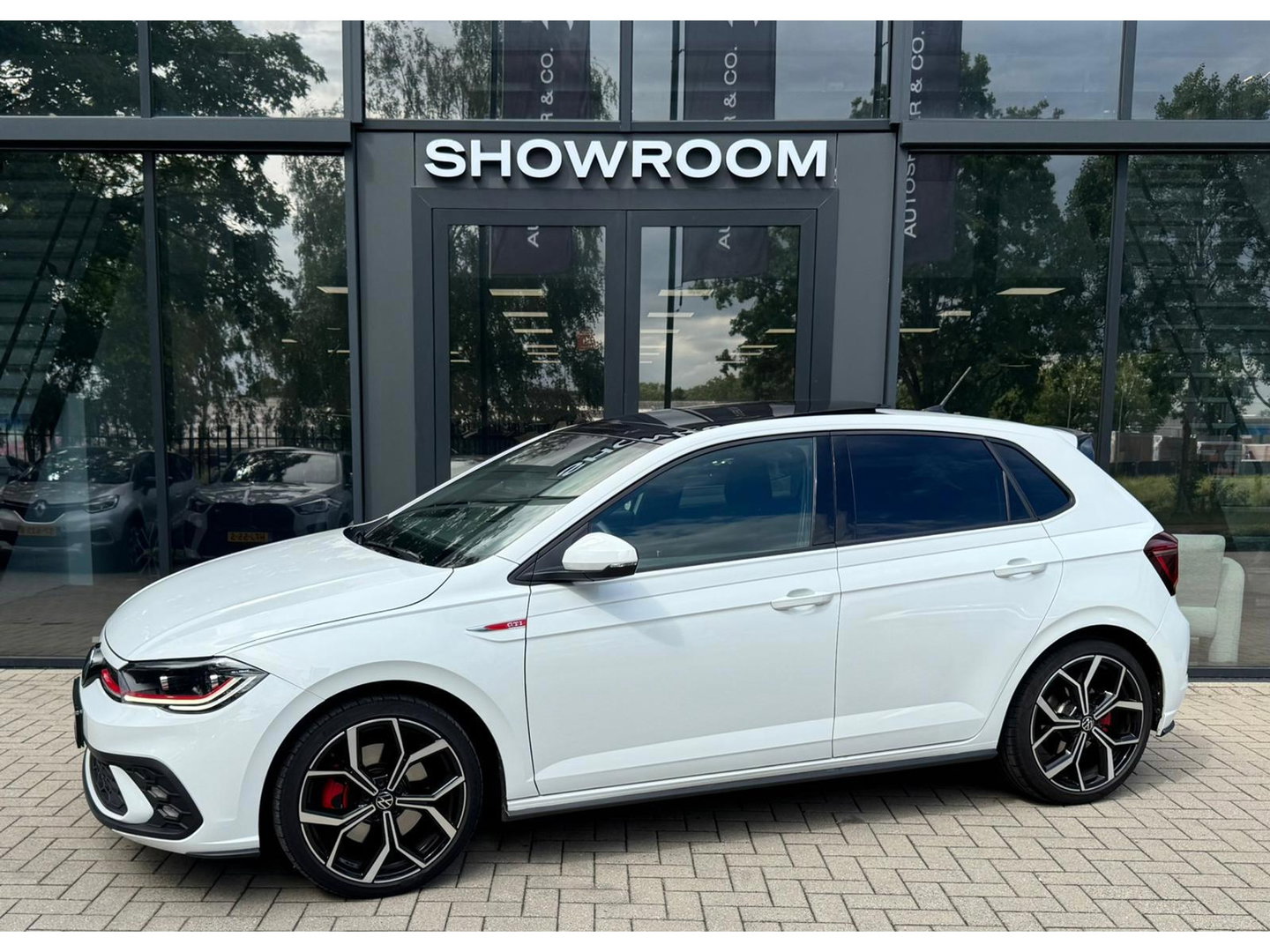 Volkswagen Polo 2.0 TSI GTI PANO KEYLESS BEATS