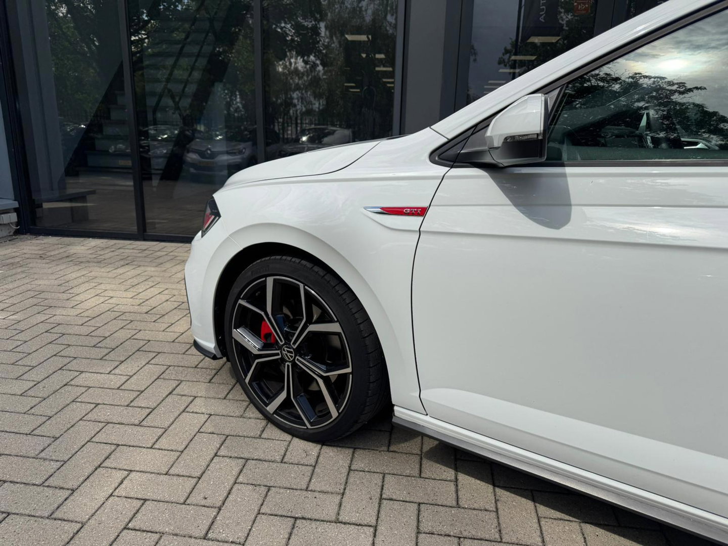 Volkswagen Polo 2.0 TSI GTI PANO KEYLESS BEATS