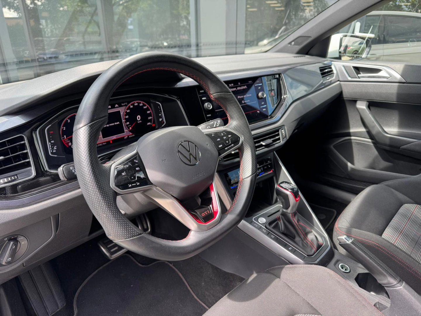 Volkswagen Polo 2.0 TSI GTI PANO KEYLESS BEATS