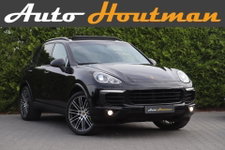 Porsche Cayenne - S E-Hybrid 419PK 🚀 | Pano ☀️ | Bose 🔊 | Trekhaak 🔗 | Leder 🛋️ | Zeer compleet!