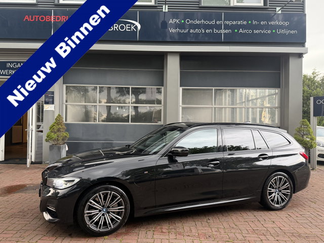 BMW 3 Serie - Touring 330e Business Edition Plus Bj 2022 292PK | M-pakket | Full led | Carplay | Trekhaak wegklapbaar | SOH 96% |