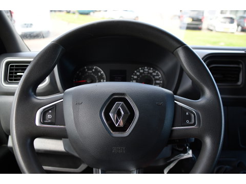 Renault Master T35 2.3 dCi 150 L2H2 Black Edition Camera, Cruise, 2 x Schuifdeur, LED, Clima, Trekhaak, Sensoren, Multimedia, Uniek!