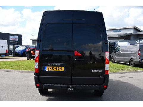 Renault Master T35 2.3 dCi 150 L2H2 Black Edition Camera, Cruise, 2 x Schuifdeur, LED, Clima, Trekhaak, Sensoren, Multimedia, Uniek!