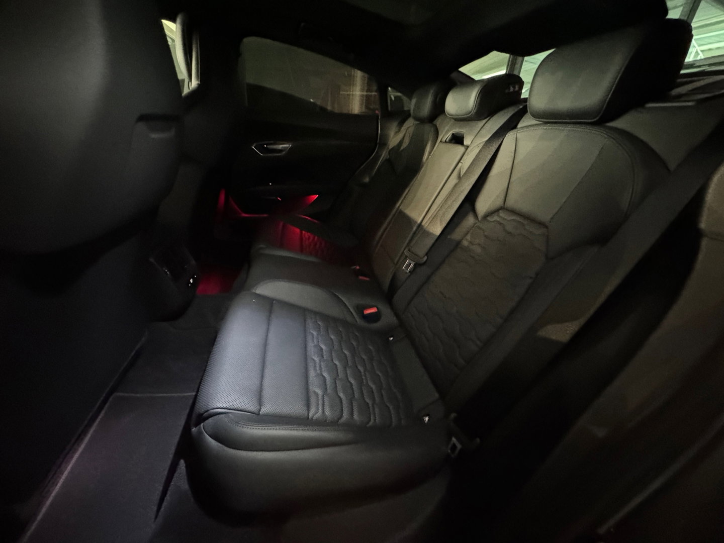 Audi e-tron GT GT 93 kWh Pano|HuD|B&O|RS Seat|Luchtvering
