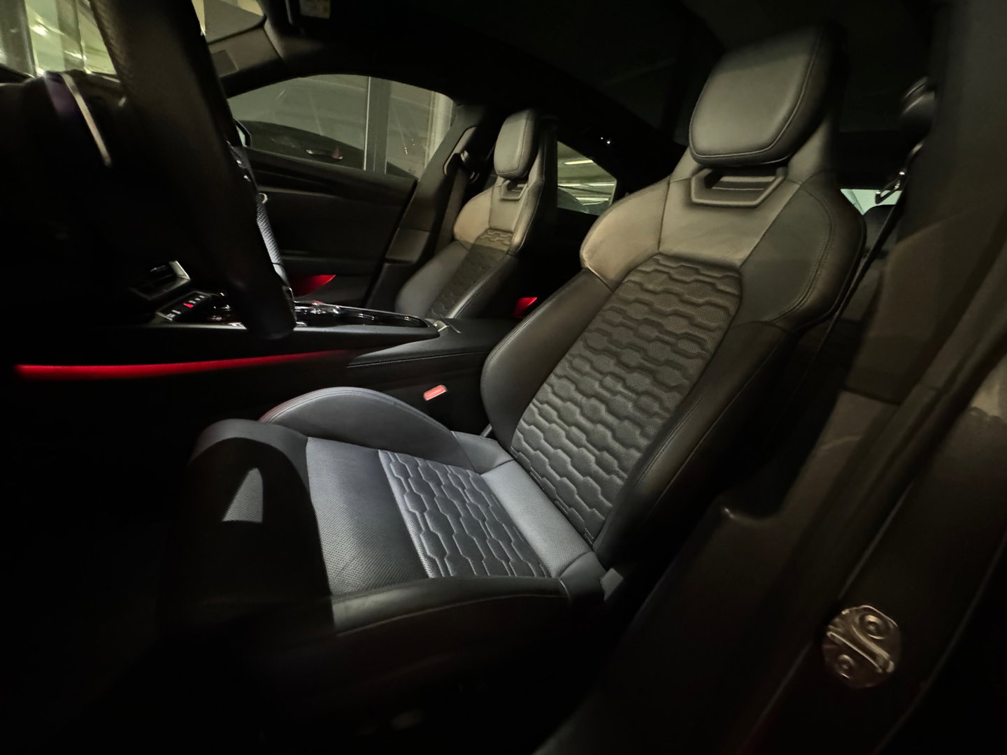 Audi e-tron GT GT 93 kWh Pano|HuD|B&O|RS Seat|Luchtvering