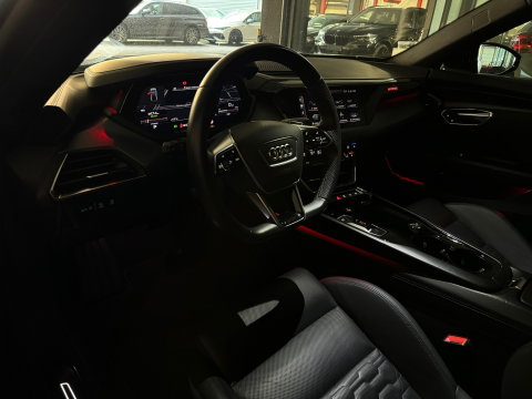 Audi e-tron GT GT 93 kWh Pano|HuD|B&O|RS Seat|Luchtvering