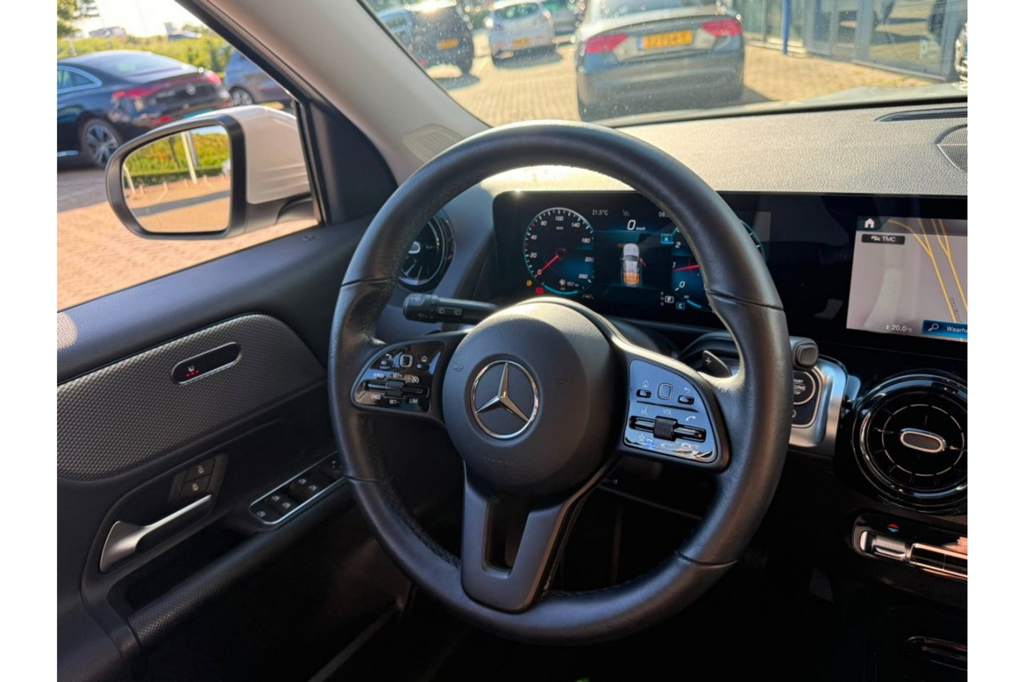 Mercedes-Benz GLB-Klasse 180 BNS SOL. LUX.AUTOMAAT NAVI PDC-CAMERA VIRTUAL STOELVW
