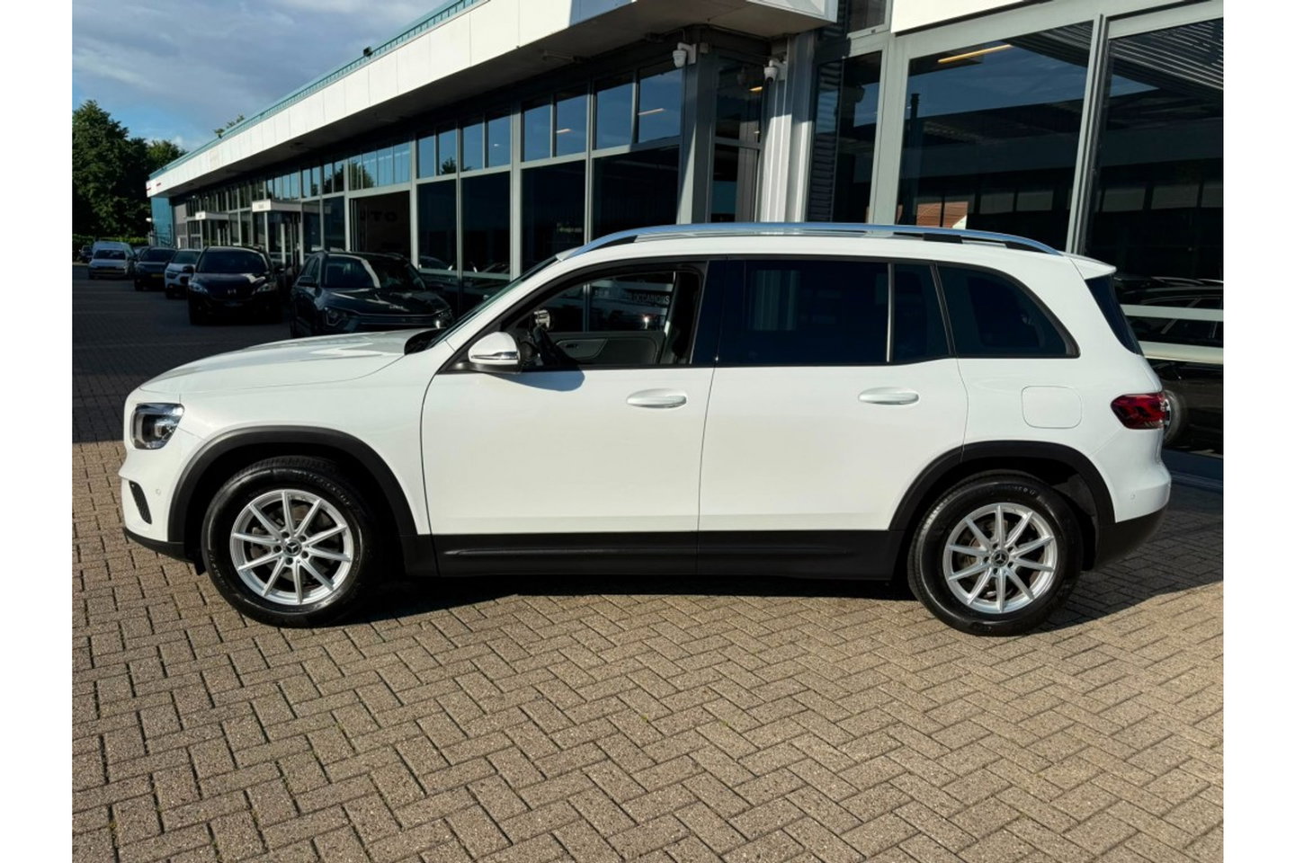 Mercedes-Benz GLB-Klasse 180 BNS SOL. LUX.AUTOMAAT NAVI PDC-CAMERA VIRTUAL STOELVW
