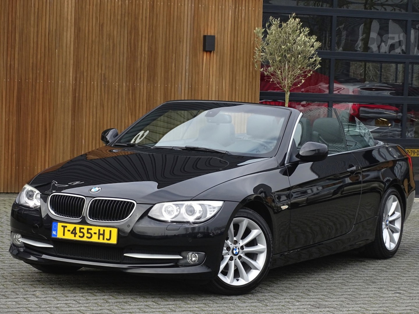 BMW 3 Serie Cabrio 320i 163PK / High Executive / 2012 / M-Sport /
