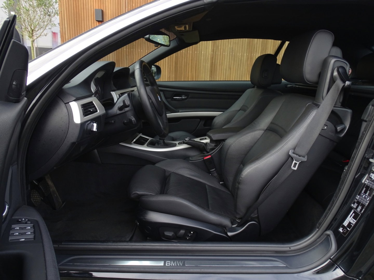 BMW 3 Serie Cabrio 320i 163PK / High Executive / 2012 / M-Sport /