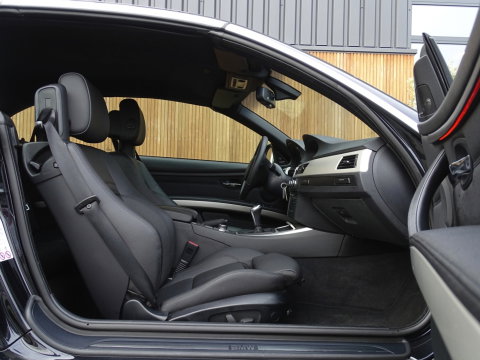 BMW 3 Serie Cabrio 320i 163PK / High Executive / 2012 / M-Sport /