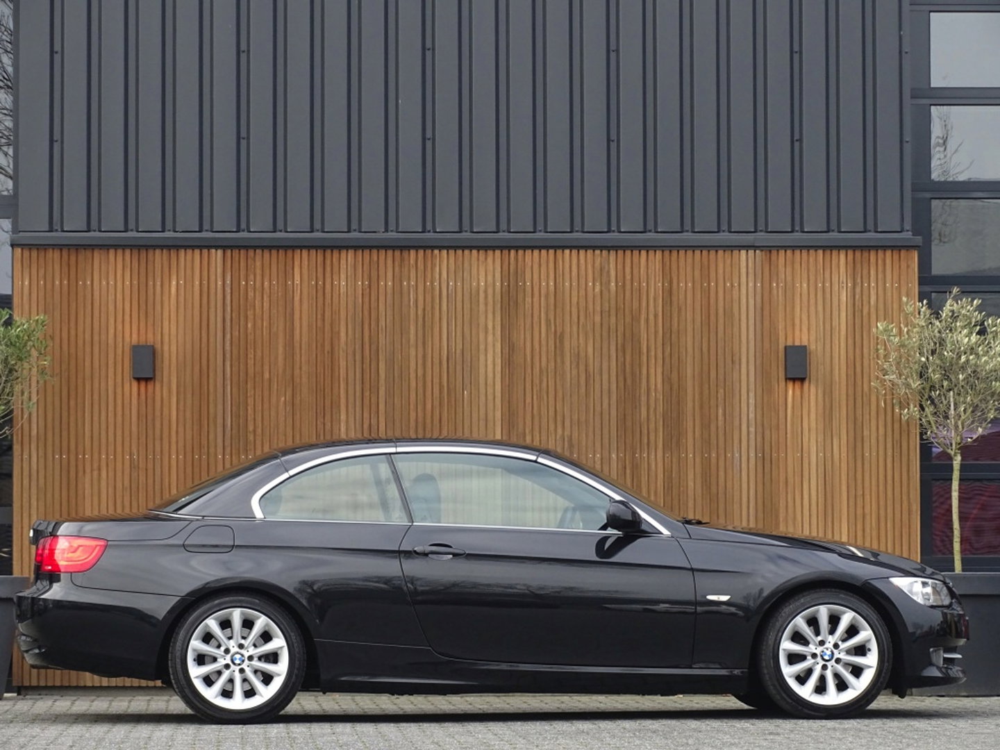 BMW 3 Serie Cabrio 320i 163PK / High Executive / 2012 / M-Sport /