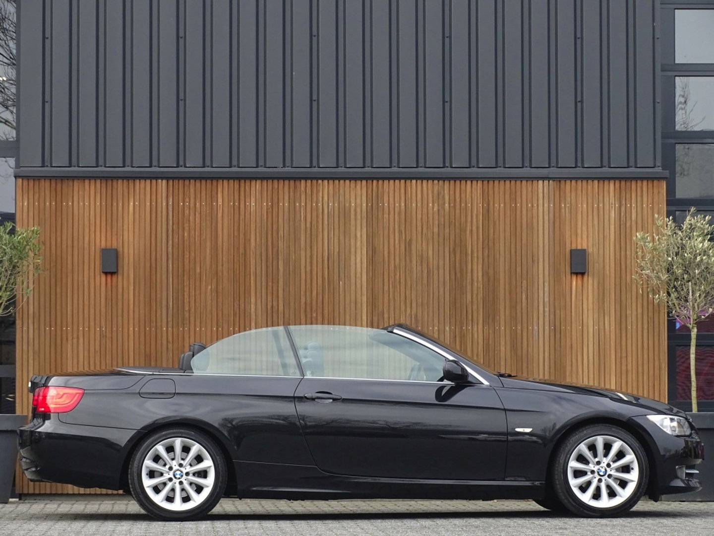 BMW 3 Serie Cabrio 320i 163PK / High Executive / 2012 / M-Sport /
