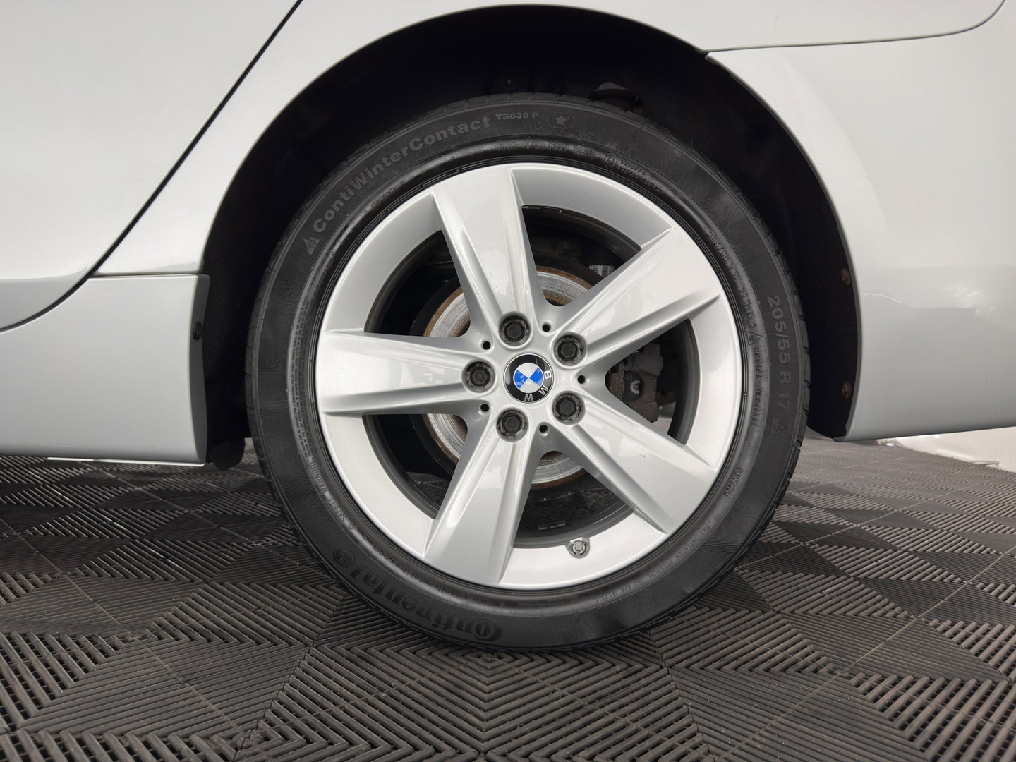 BMW 2 Serie Gran Tourer 220d xDrive [ 7-Pers. ] Aut. *HEAD-UP | FULL-LED | ADAPTIVE-CRUISE | HEATED-SPORTSEATS | NAVI-FULLMAP | ECC | TOWBAR | PDC | 17''ALU*