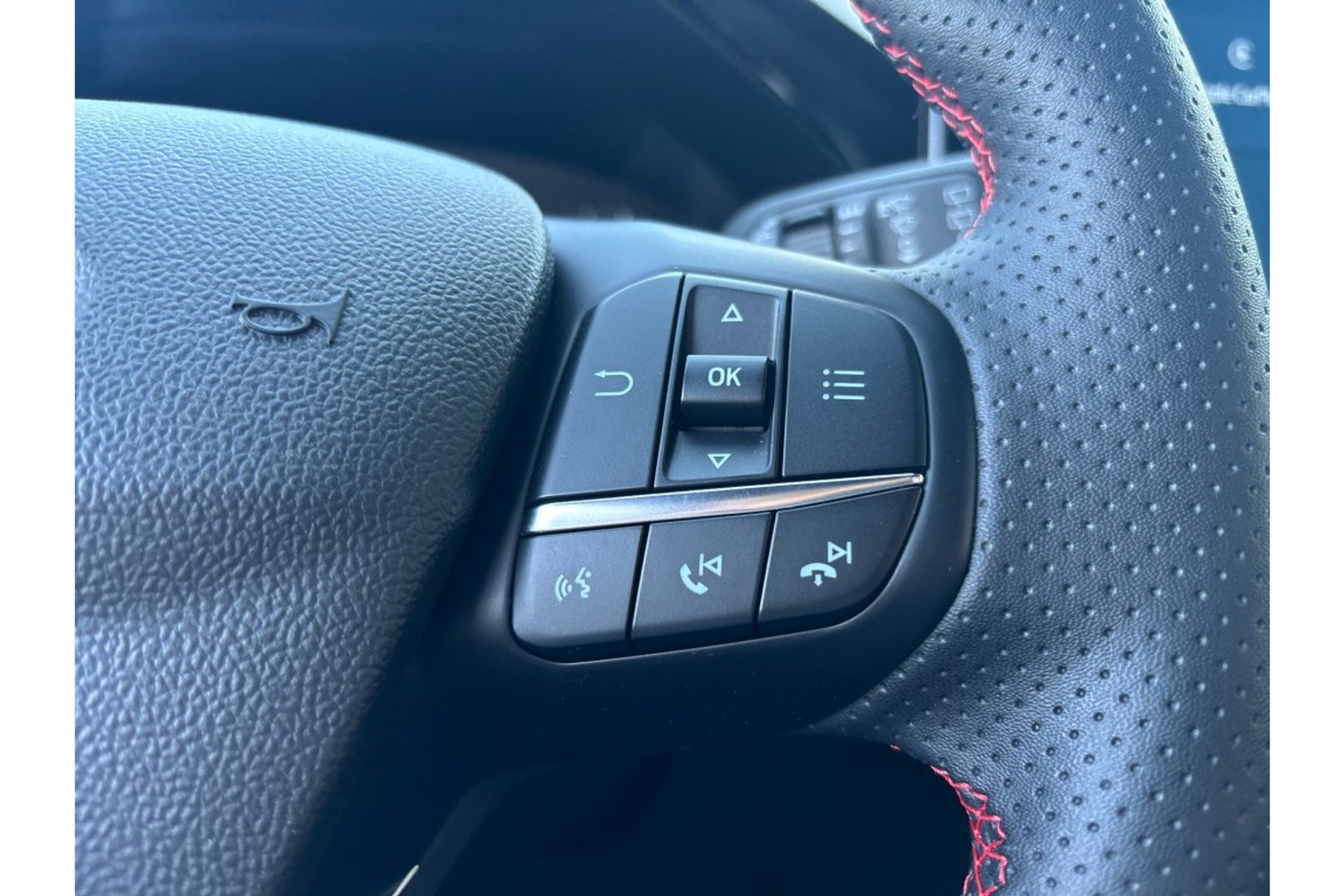 Ford Focus 1.0 ST LINE X AIRCO NAVI PDC-CAMERA360GR WINTERPACK.