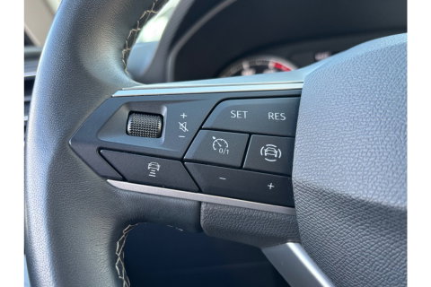 SEAT Leon 1.0 ETSI STYLE AUTOMAAT NAVI-CARPLAY WINTERPACK PDC-CAMERA.