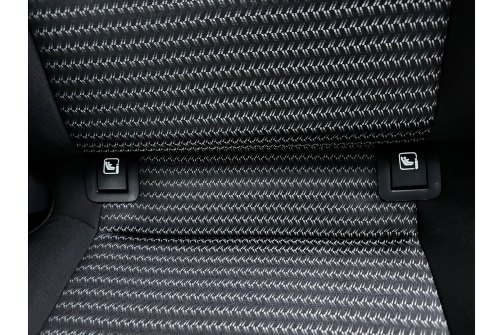 Kia Ceed 1.5 T-GDI AUTOMAAT DYNAMICLINE NAVI PDC WINTERPACK.