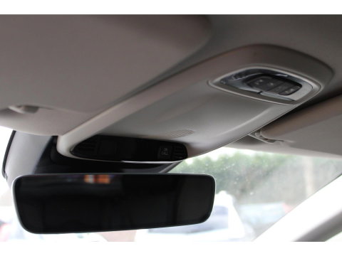 Volvo V40 Cross Country T3 Geartronic | Trekhaak 1500 kg | Standkachel | Volvo On Call | Camera