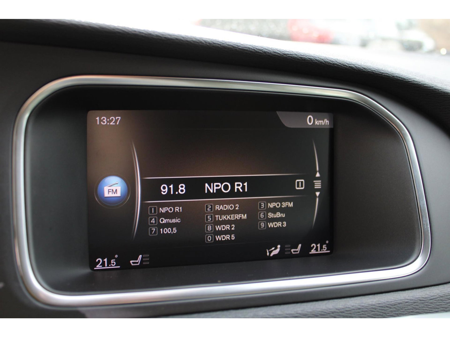 Volvo V40 Cross Country T3 Geartronic | Trekhaak 1500 kg | Standkachel | Volvo On Call | Camera