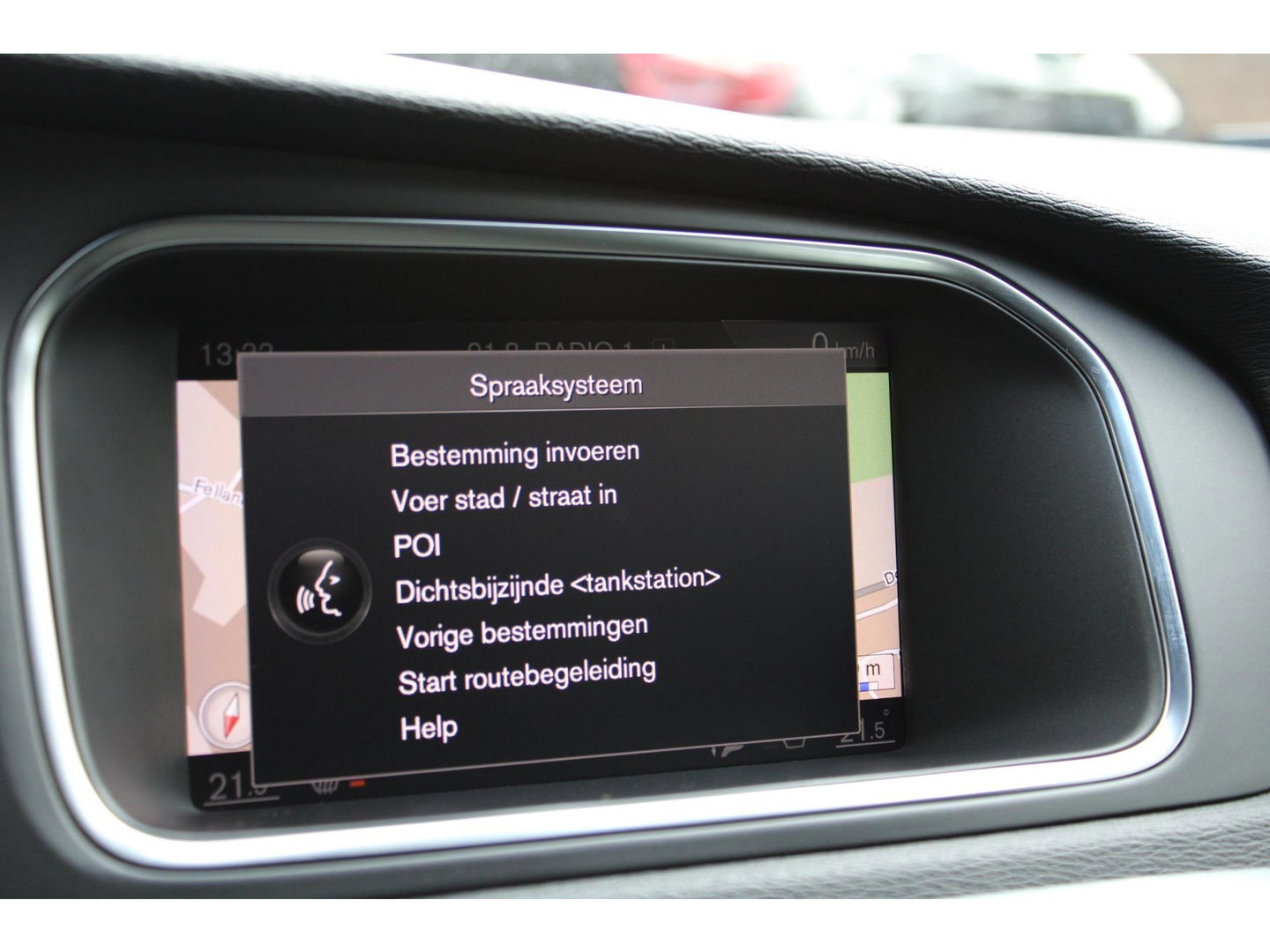 Volvo V40 Cross Country T3 Geartronic | Trekhaak 1500 kg | Standkachel | Volvo On Call | Camera