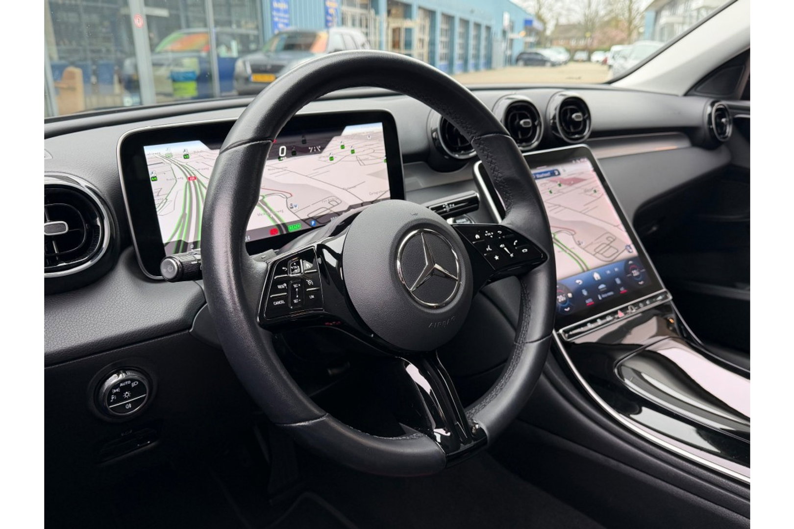 Mercedes-Benz C-Klasse 300 E LUX. LINE PHEV AUTOMAAT AIRCO-ECC NAVI PDC-CAMERA.