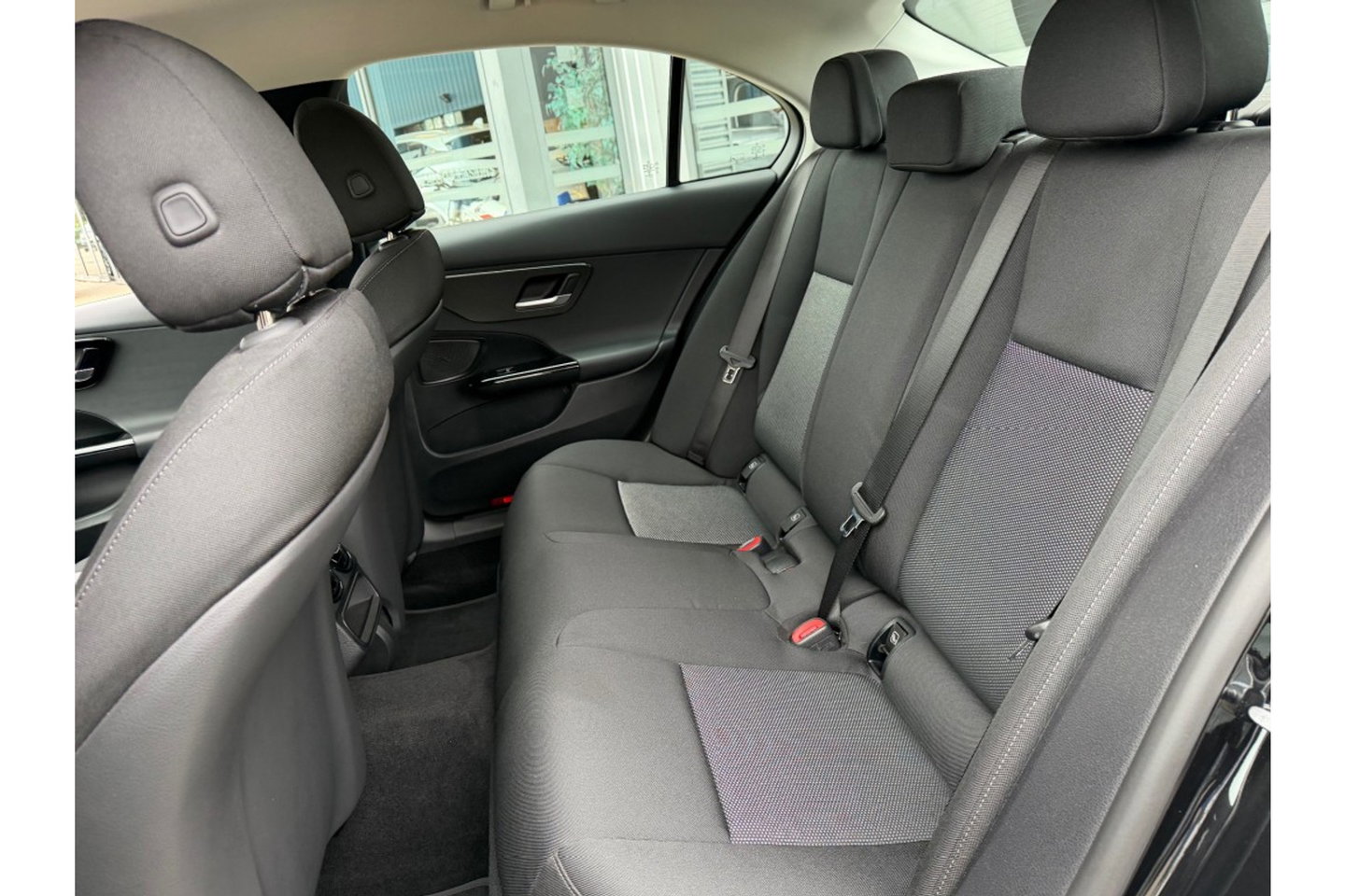 Mercedes-Benz C-Klasse 300 E LUX. LINE PHEV AUTOMAAT AIRCO-ECC NAVI PDC-CAMERA.