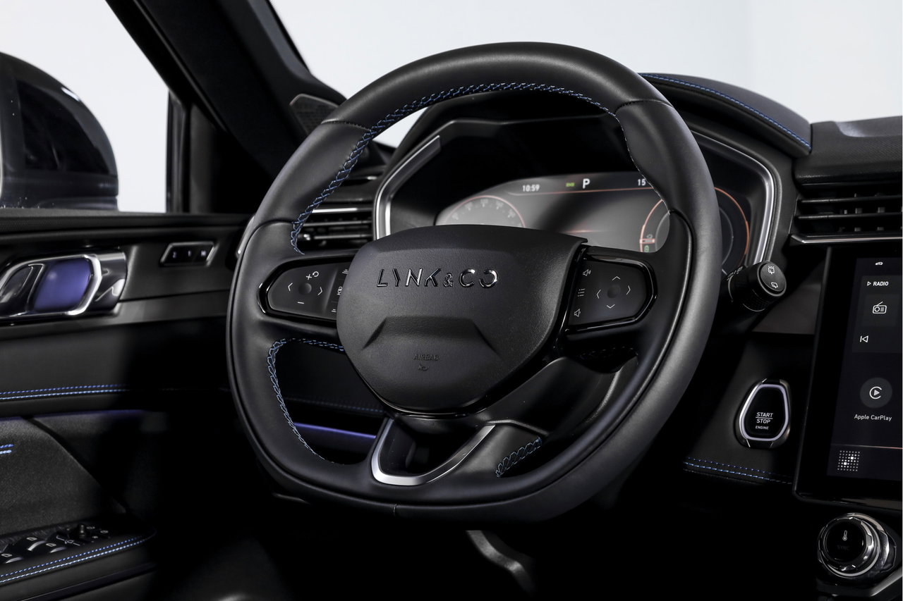 Lynk & Co 01