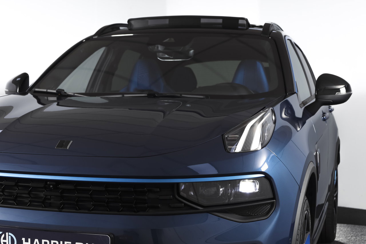 Lynk & Co 01