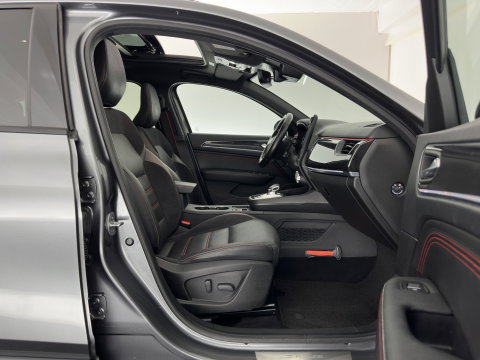 Renault Arkana 1.6 E-Tech RS-Line Hybrid 145 (INCL-BTW) Aut. *PANO | LEATHER | FULL-LED | BLINDSPOT | CAMERA | HEATED-SPORTSEATS | KEYLESS | AMBIENTLIGHT | DIGI-COCKPIT | PRIVACY-GLASS | NAVI-FULLMAP | ECC | ADAPTIVE-CRUISE | PDC | 18"