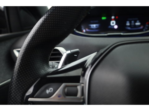 Peugeot 3008 1.6 e-THP GT Line | Trekhaak 1550kg Trekgewicht | Cruise Control | Memory | Camera | All Season | Stoelverw. | Apple CarPlay & Android Auto