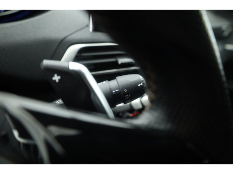 Peugeot 3008 1.6 e-THP GT Line | Trekhaak 1550kg Trekgewicht | Cruise Control | Memory | Camera | All Season | Stoelverw. | Apple CarPlay & Android Auto