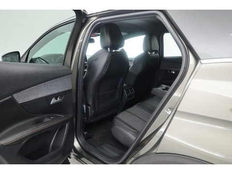 Peugeot 3008 1.6 e-THP GT Line | Trekhaak 1550kg Trekgewicht | Cruise Control | Memory | Camera | All Season | Stoelverw. | Apple CarPlay & Android Auto