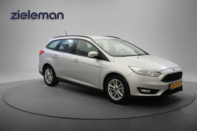 Ford Focus - 1.0 Edition - Carplay, Cruise, Clima, PDC