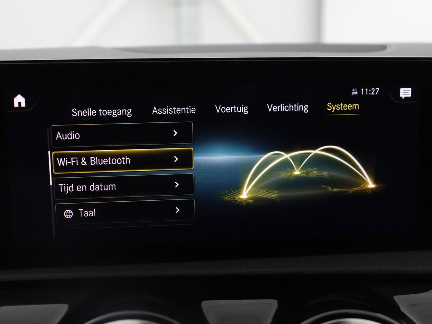 Mercedes-Benz CLA-Klasse Shooting Brake 250e Business Solution AMG Limited | SOH 94,2% | Panoramadak | Stoelverwarming | Matrix LED | Sfeerverlichting | Keyless | Memory | Widescreen | Navigatie | Camera | Park Assist | PHEV | Plug In