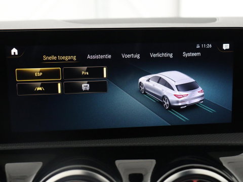 Mercedes-Benz CLA-Klasse Shooting Brake 250e Business Solution AMG Limited | SOH 94,2% | Panoramadak | Stoelverwarming | Matrix LED | Sfeerverlichting | Keyless | Memory | Widescreen | Navigatie | Camera | Park Assist | PHEV | Plug In