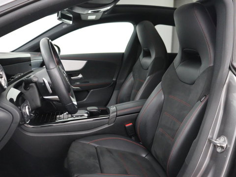 Mercedes-Benz CLA-Klasse Shooting Brake 250e Business Solution AMG Limited | SOH 94,2% | Panoramadak | Stoelverwarming | Matrix LED | Sfeerverlichting | Keyless | Memory | Widescreen | Navigatie | Camera | Park Assist | PHEV | Plug In