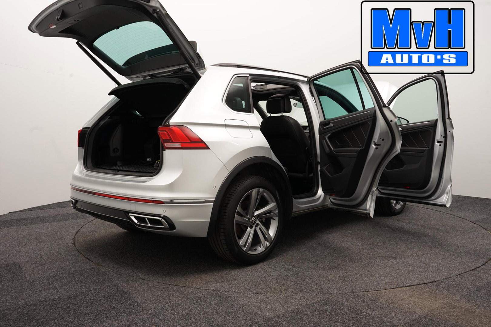 Volkswagen Tiguan 1.4 TSI eHybrid R-Line Business+|PANO|IQ-LIGHT