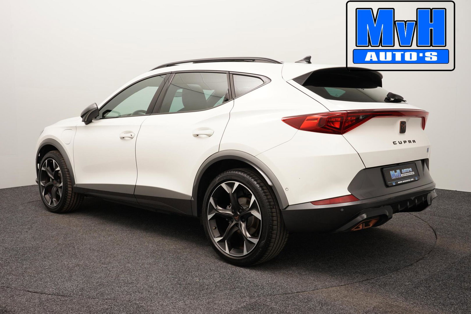 CUPRA Formentor 1.4 e-Hybrid VZ Performance|PANO|STUUR.VERW