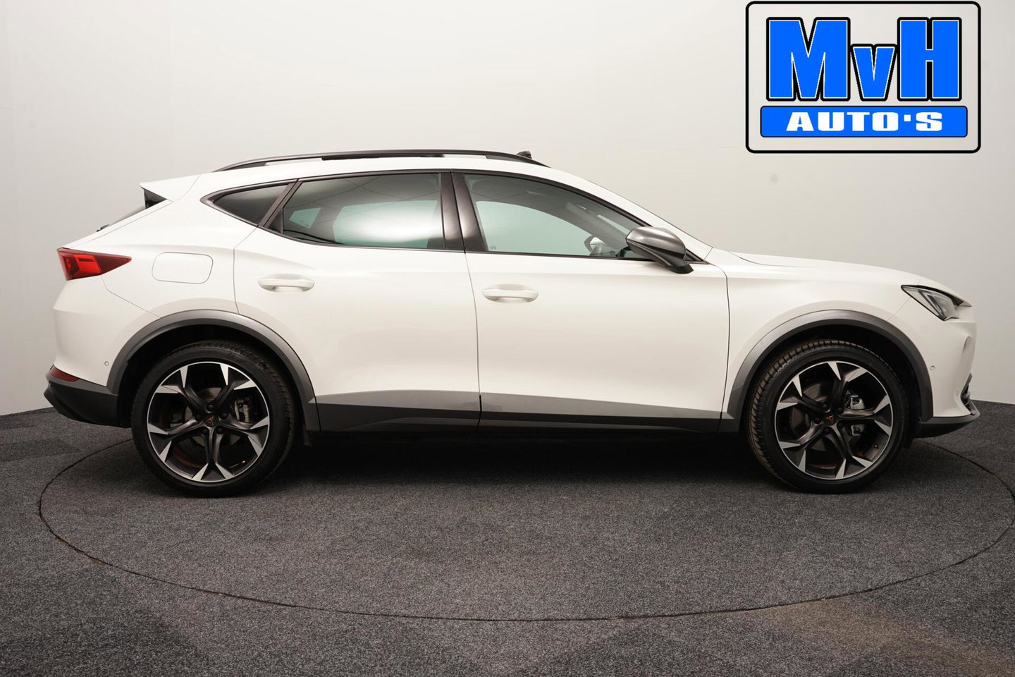 CUPRA Formentor 1.4 e-Hybrid VZ Performance|PANO|STUUR.VERW
