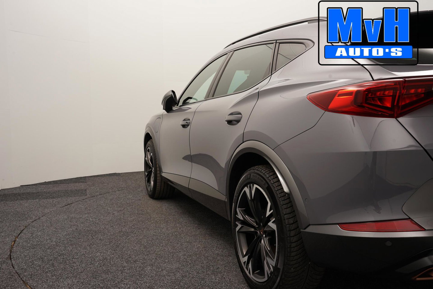 CUPRA Formentor 1.4 e-Hybrid|KUIPSTOEL|PANO|STOEL/STUUR.VERW