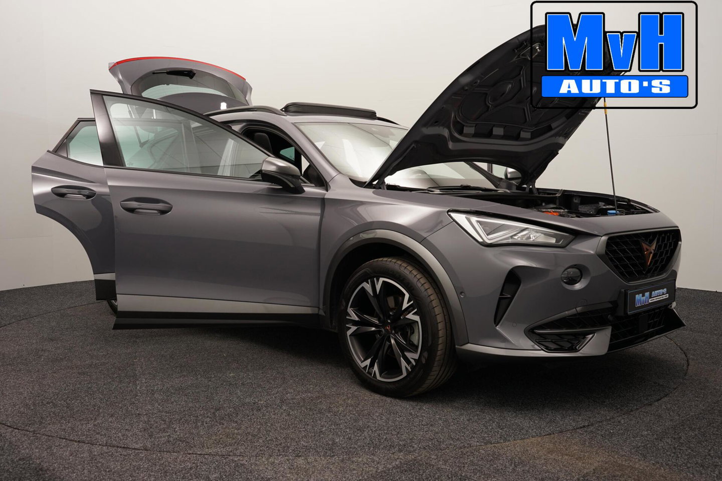 CUPRA Formentor 1.4 e-Hybrid|KUIPSTOEL|PANO|STOEL/STUUR.VERW