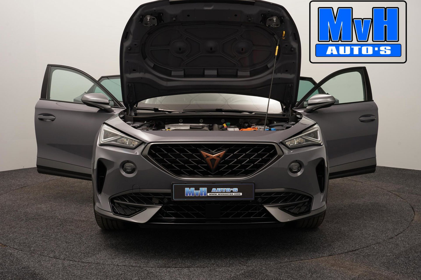 CUPRA Formentor 1.4 e-Hybrid|KUIPSTOEL|PANO|STOEL/STUUR.VERW