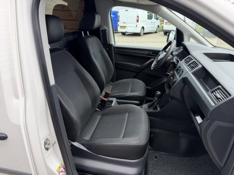 Volkswagen Caddy 1.4 TGI L2H1 EcoFuel Maxi Easyline / vaste prijs rijklaar € 6.950 ex btw / geen airco / wel cruise control / ramen rondom / pdc achter / euro 6