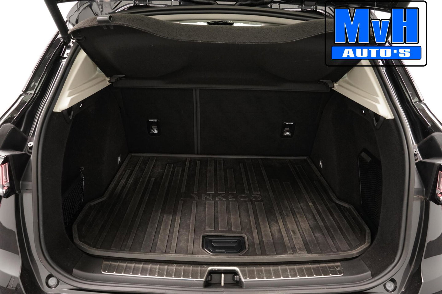 Lynk & Co 01 1.5 Plug-in Hybride|FULL BLACK XL|360ºCAM|PANO