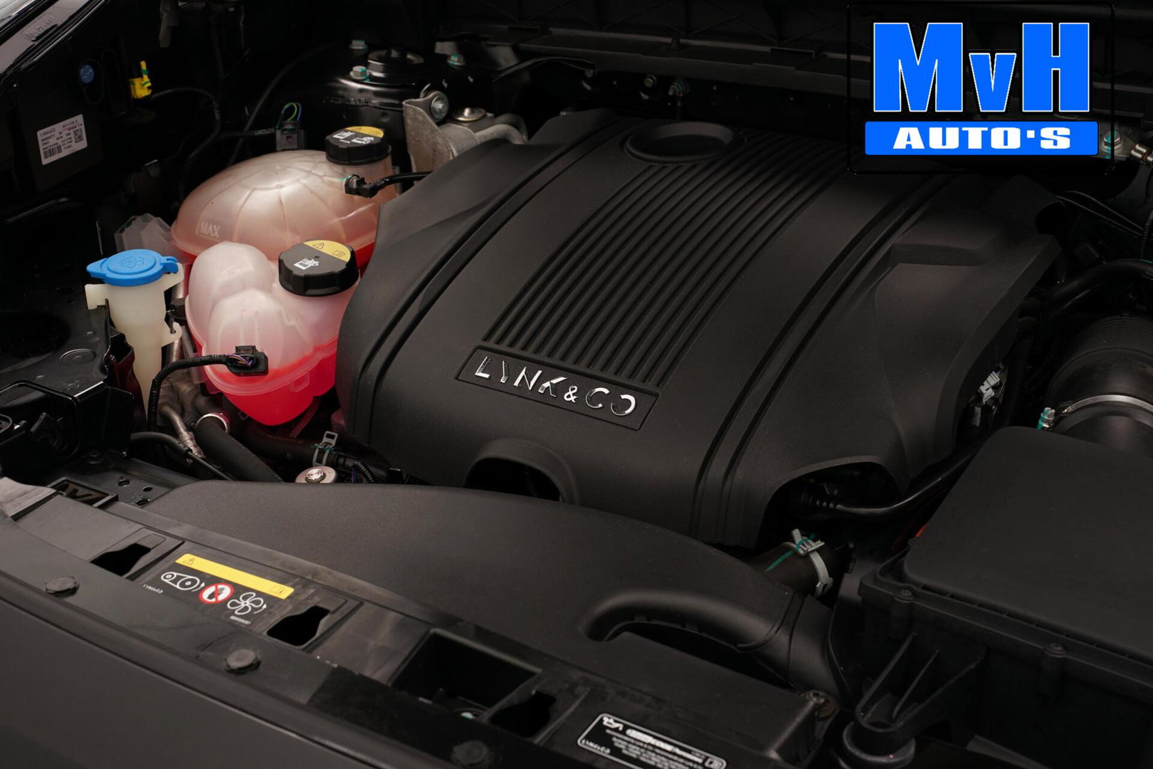 Lynk & Co 01 1.5 Plug-in Hybride|FULL BLACK XL|360ºCAM|PANO