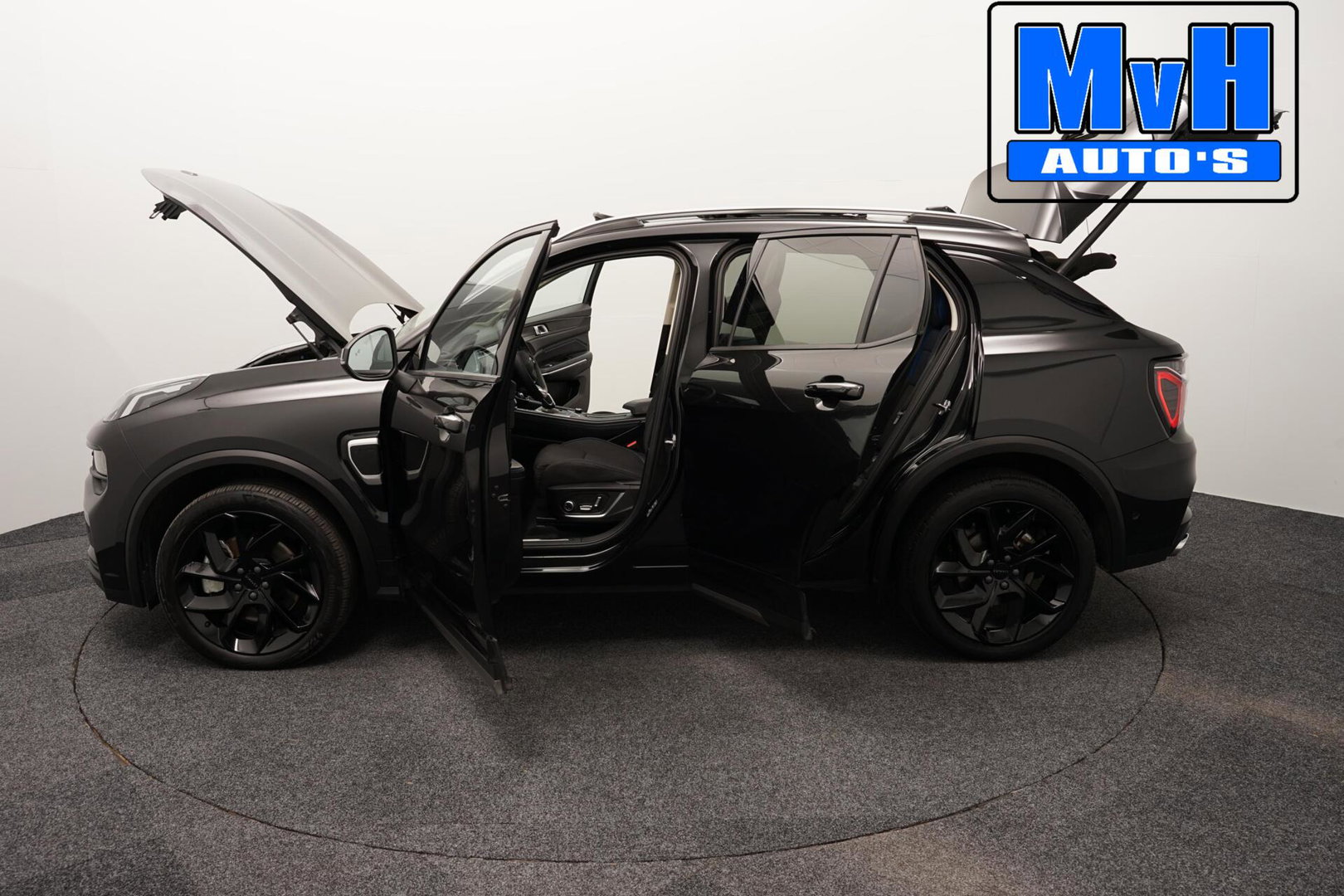 Lynk & Co 01 1.5 Plug-in Hybride|FULL BLACK XL|360ºCAM|PANO