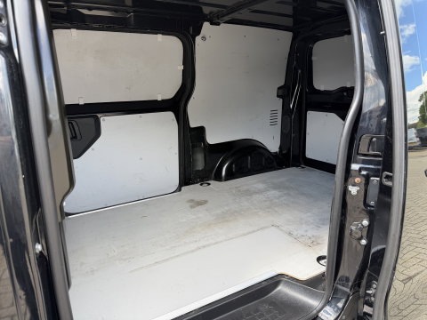 Opel Vivaro 1.5 CDTI L2H1 Selection / vaste prijs rijklaar € 18.950 ex btw / lease vanaf € 319 / dubbele schuifdeur / trekhaak / parkeersensoren voor + achter / airco / cruise / euro 6