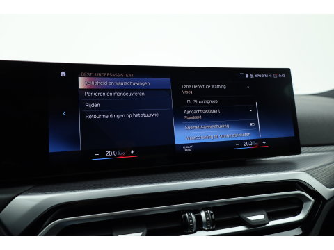 BMW 3 Serie Touring 320e M Sport | SOH 90.7% | Facelift | Shadow Line | Curved display | Adapt. Cruise | Nav + CarPlay | Elek. Klep | Sfeerverlichting | LED | Stoelverw. | PDC