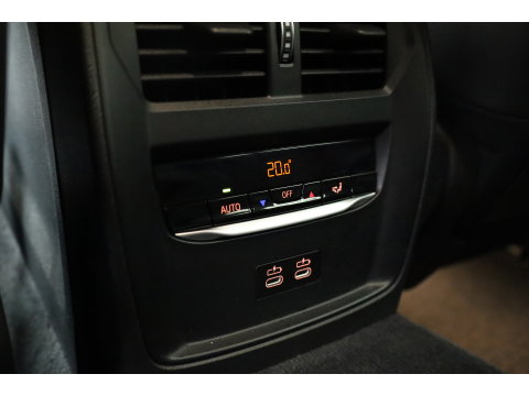 BMW 3 Serie Touring 320e M Sport | SOH 90.7% | Facelift | Shadow Line | Curved display | Adapt. Cruise | Nav + CarPlay | Elek. Klep | Sfeerverlichting | LED | Stoelverw. | PDC